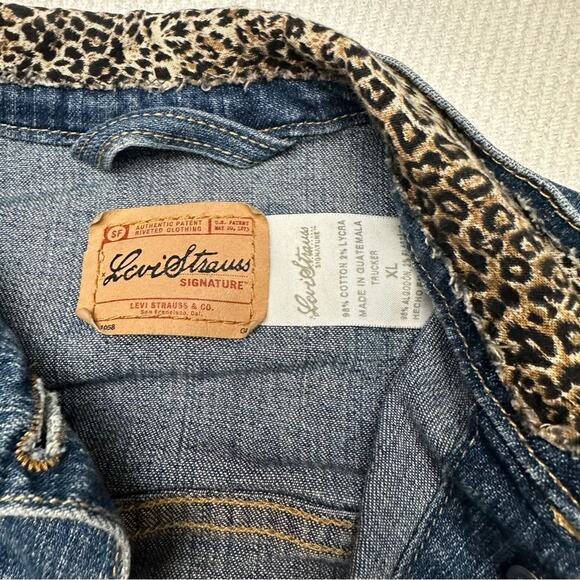 Levi’s custom embellished denim jacket - Picture 7 of 7